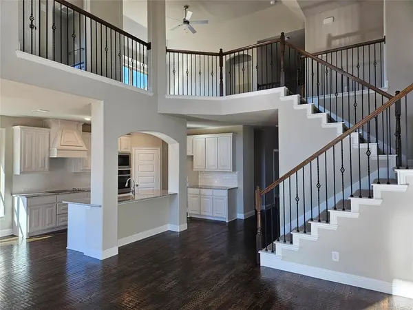 400 Willie's Court, Whitesboro, TX 76273