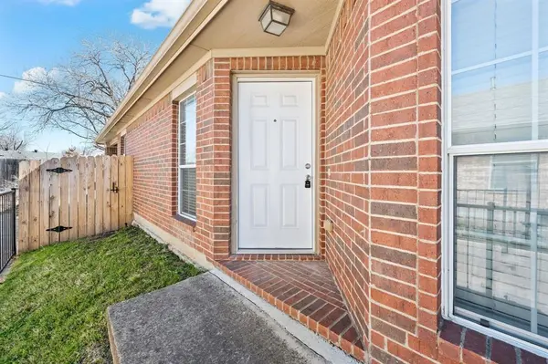 5948 Melanie Drive, Fort Worth, TX 76131