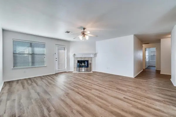 9817 Tanglebrush Drive, Mckinney, TX 75072