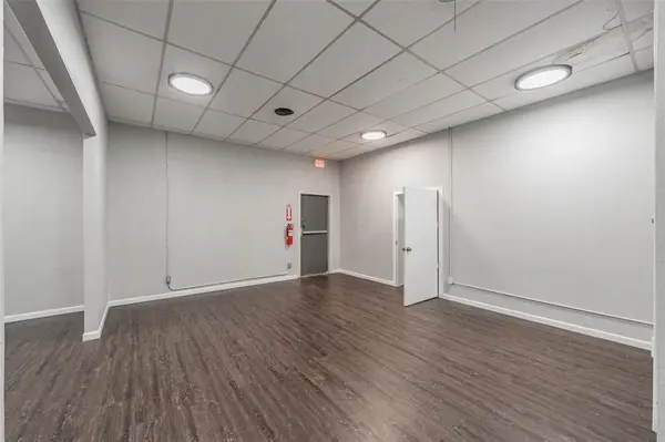 7235 Glenview Drive, Richland Hills, TX 76180