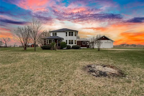 441 Compton Lane, Waxahachie, TX 75167