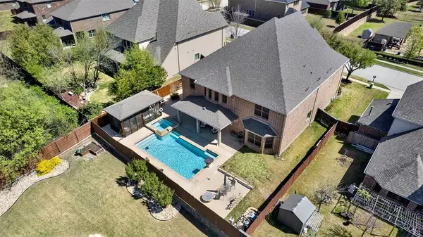 3925 Martha Avenue, Sachse, TX 75048