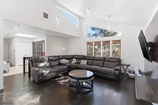 433 Chase Ave, Lyndhurst Twp., NJ 07071