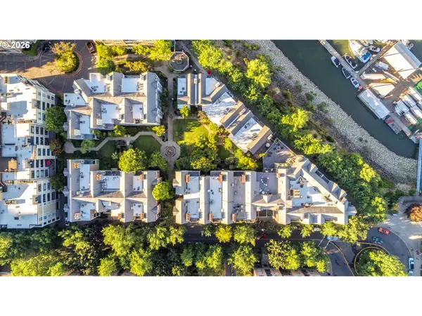 225 S MONTGOMERY ST #ES-10, Portland, OR 97201