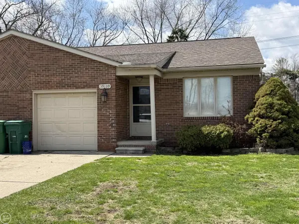 39131 Jefferson AVE, Harrison Twp, MI 48045