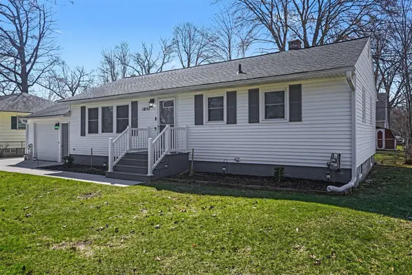 1657 Leif AVE, Norton Shores City, MI 49441