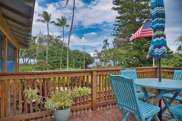 2070 KALANIANAOLE ST, Hilo, HI 96720