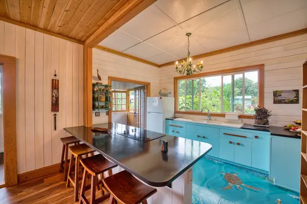 2070 KALANIANAOLE ST, Hilo, HI 96720