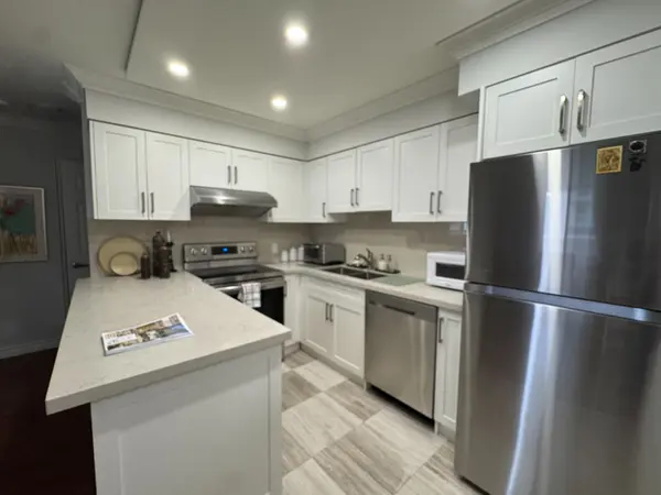 256 Doris AVE ##1711, Toronto C14, ON M2N 6X8