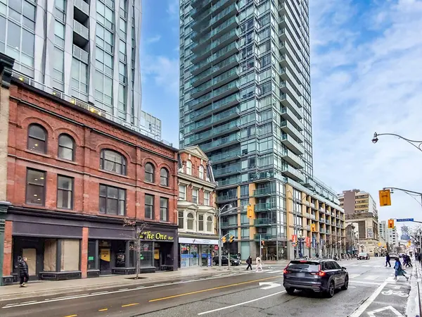 1 Yorkville AVE #107, 108 & 1010, Toronto C02, ON M4W 1L1