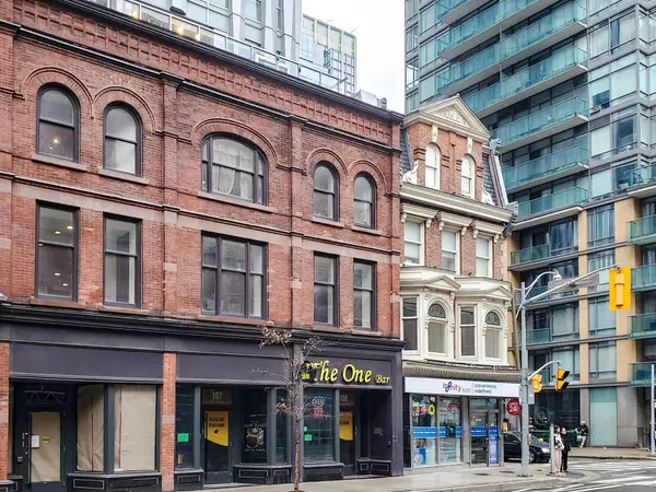 1 Yorkville AVE #107, 108 & 1010, Toronto C02, ON M4W 1L1