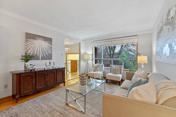 28 Fred Bland CRES, Toronto E08, ON M1J 3L8