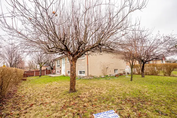 67 Torrance RD, Toronto E08, ON M1J 2J6