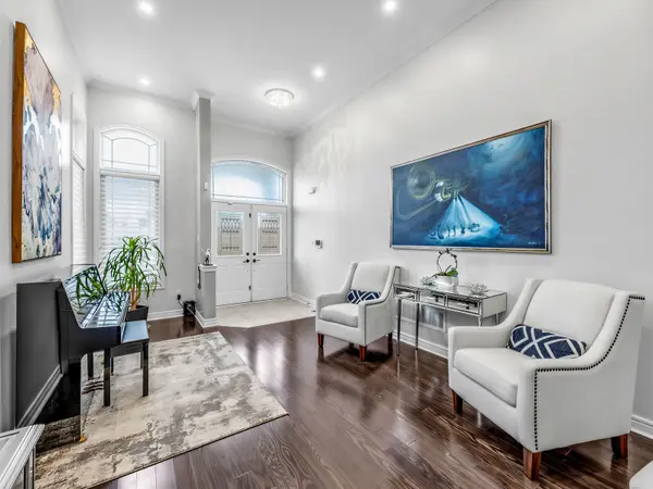 23 Brider CRES, Ajax, ON L1Z 0M3