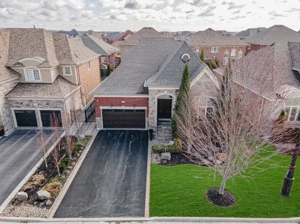 13 Anderson Cove TRL, King, ON L0G 1N0