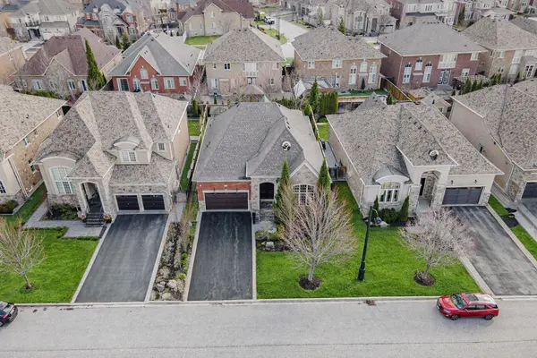 13 Anderson Cove TRL, King, ON L0G 1N0