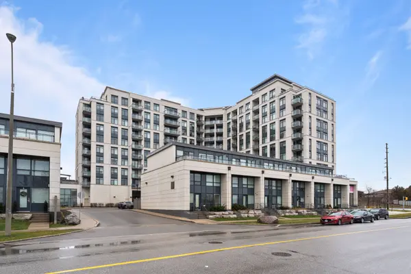 12 Woodstream BLVD #518, Vaughan, ON L4L 8C3