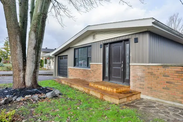 406 Sundial DR, Orillia, ON L3V 4A6