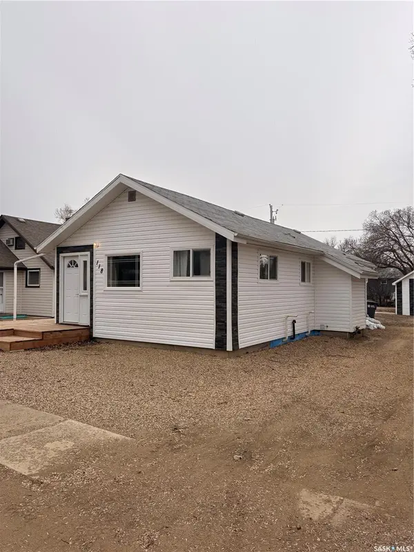118 2nd STREET E, Lafleche, SK S0H 2K0