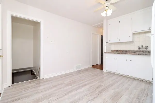 15 Boniface AVE, Toronto W10, ON M9W 1T5