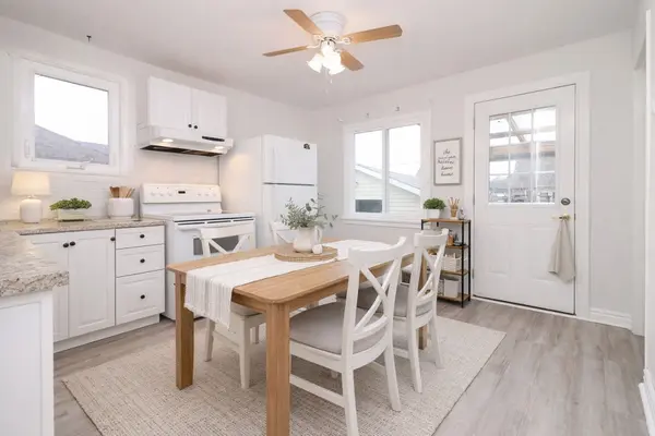 15 Boniface AVE, Toronto W10, ON M9W 1T5