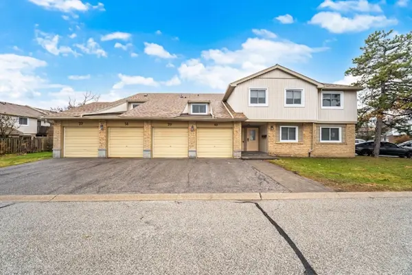 6777 Formentera AVE #37, Mississauga, ON L5N 2M3