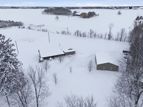 61 Wilson ST, Huron East, ON N0K 1W0