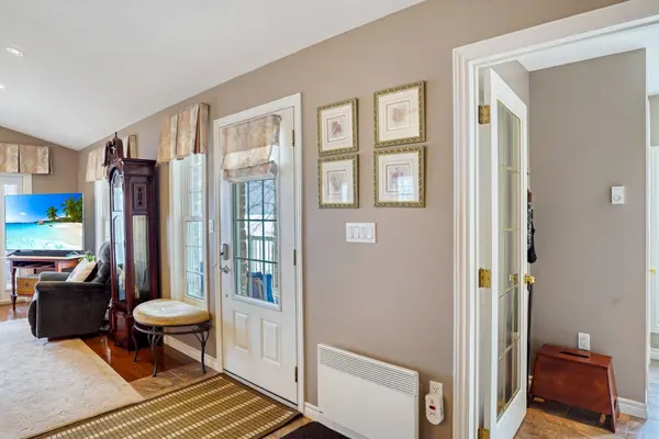 2 2nd AVE, South Bruce Peninsula, ON N0H 2T0