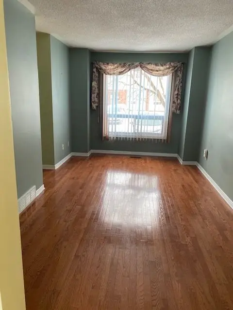 1930 Marconi BLVD #5, London East, ON N5V 4S2