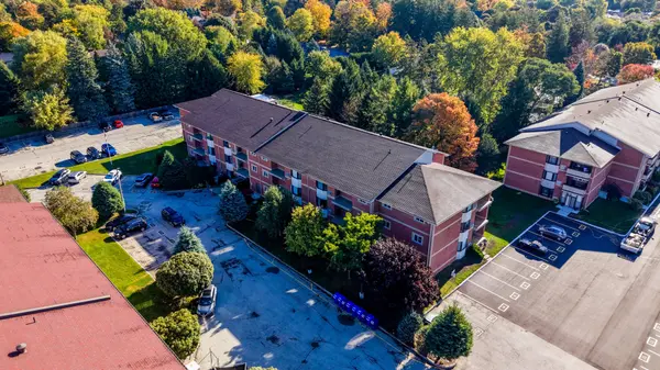 440 Durham ST W #108, Wellington North, ON N0G 2L1