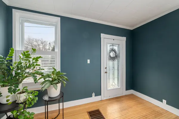 68 Cavendish CRES, London North, ON N6H 1A4