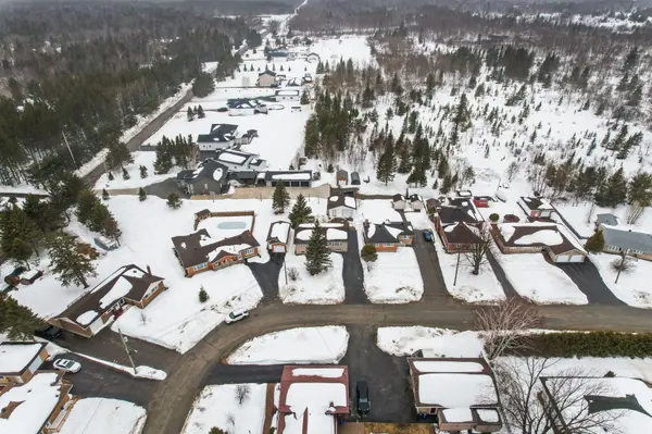 1729 Charles CT, Greater Sudbury, ON P3N 1H3