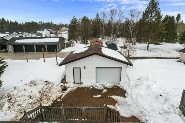 1729 Charles CT, Greater Sudbury, ON P3N 1H3