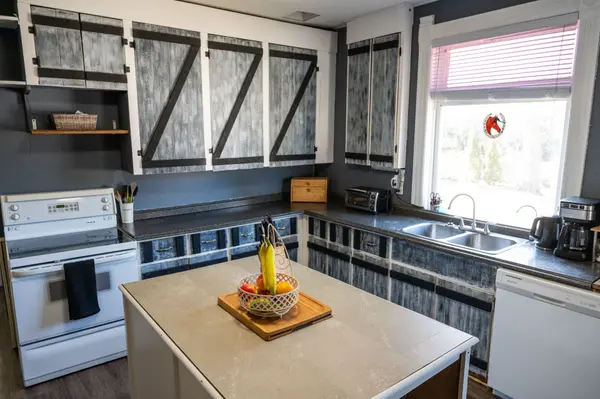 9017 Erin-East Garafraxa Townline, Erin, ON L0N 1N0