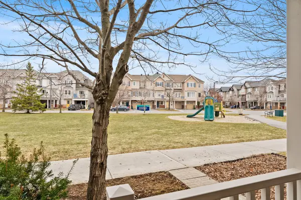 3843 STRANDHERD DR #F, Barrhaven, ON K2J 0K3