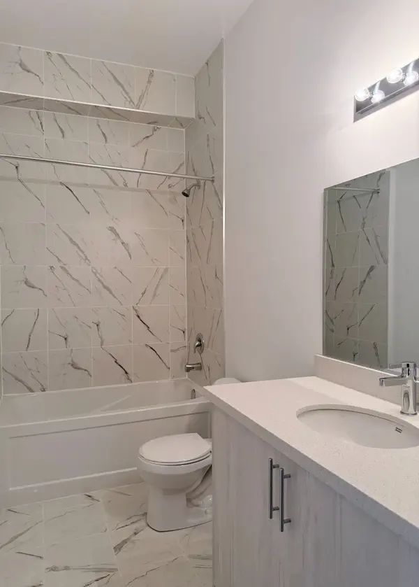 16 Turnberry CT, Bracebridge, ON P1L 0N5