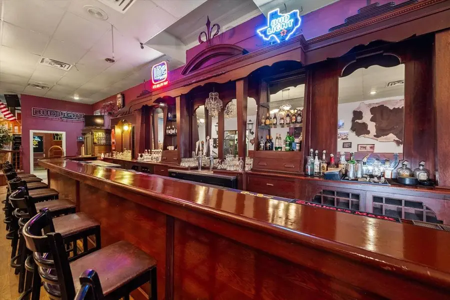 107 S Beaton Street, Corsicana, TX 75110