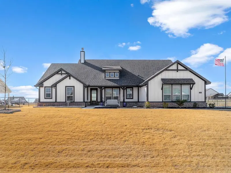 221 Meadow Vista Drive, Rhome, TX 76078