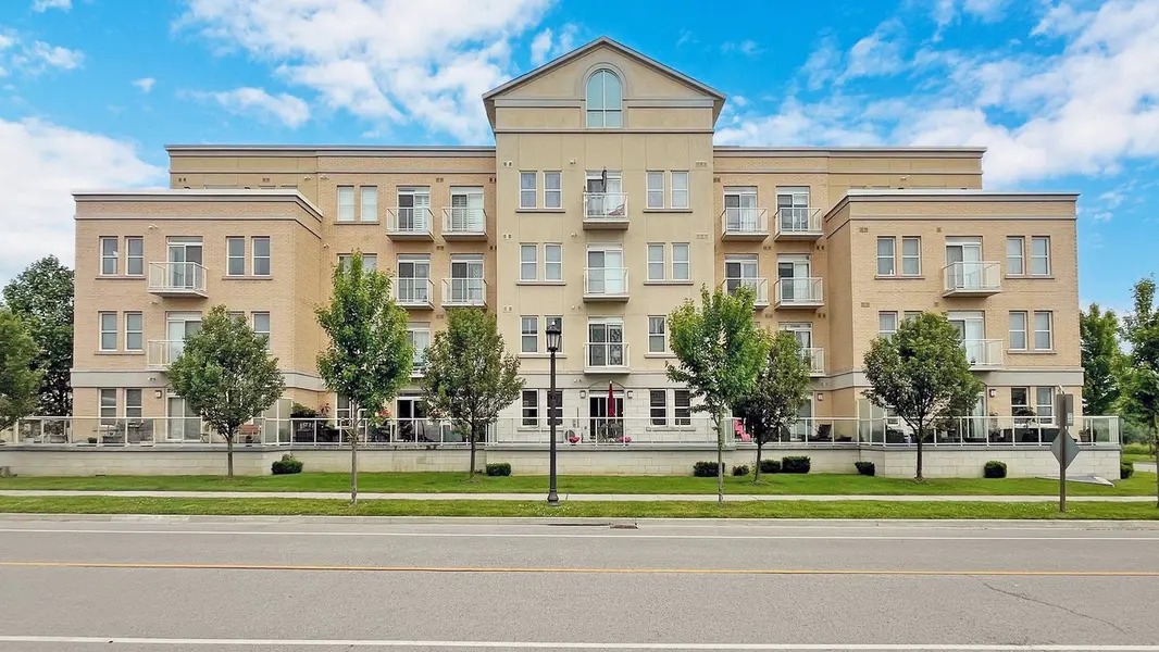 28 Prince Regent ST #PH17, Markham, ON L6C 0V5