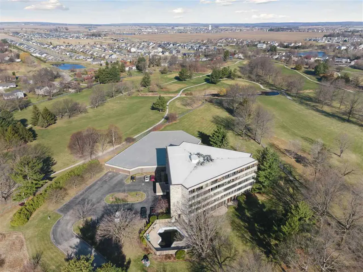 820 Clubhouse Rd #3F, North Liberty, IA 52317