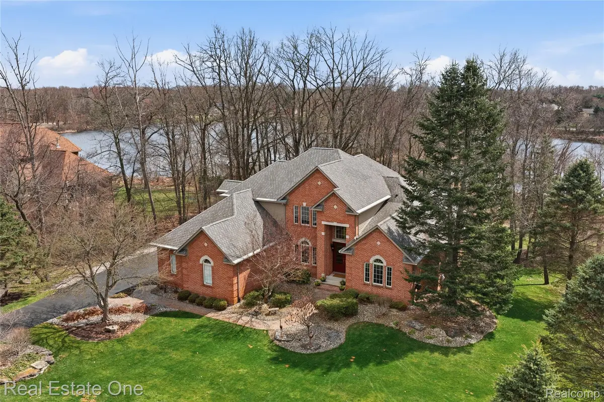 10152 Rosemarie RUN, Brighton Township, MI 48114