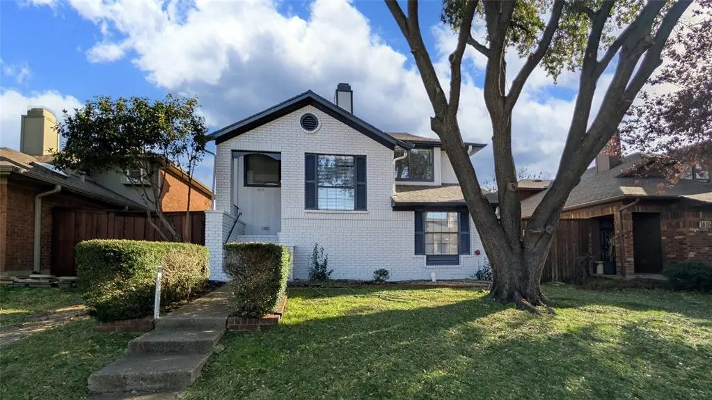 1618 San Francisco Street, Carrollton, TX 75007