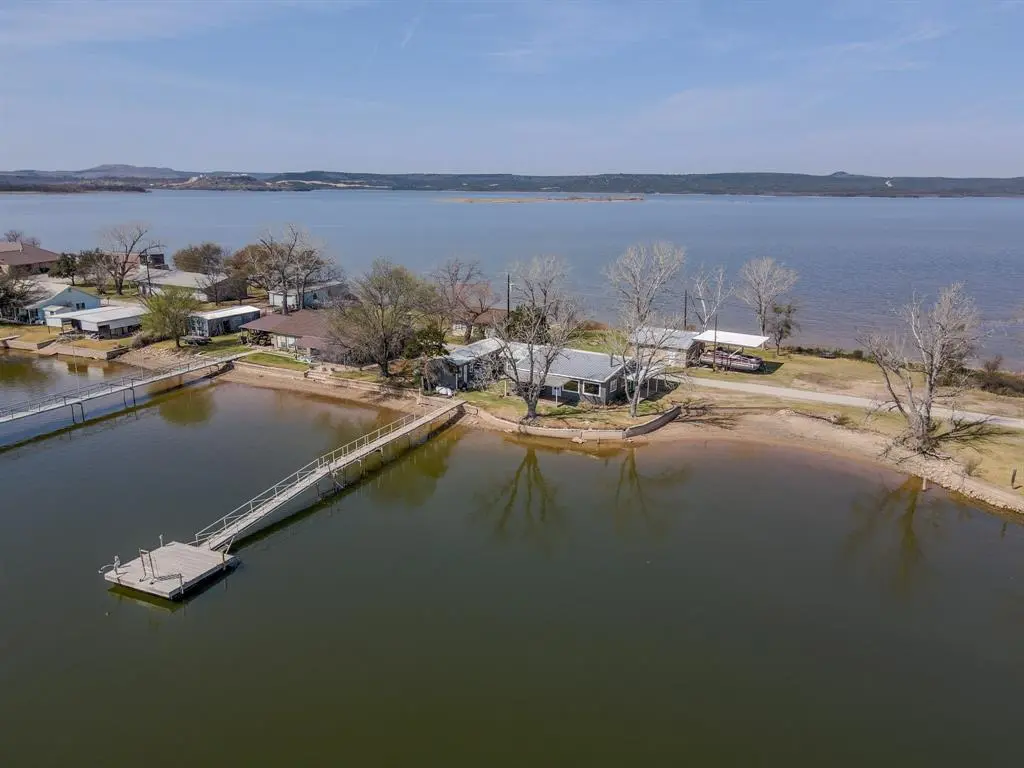 1203 McGinnis Point, Graford, TX 76449