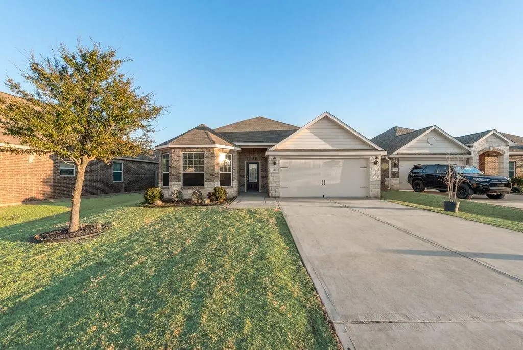 4201 Antioch Street, Crowley, TX 76036