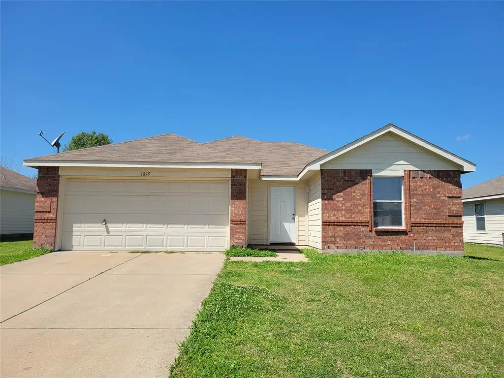 1815 Brookwood Drive, Terrell, TX 75160