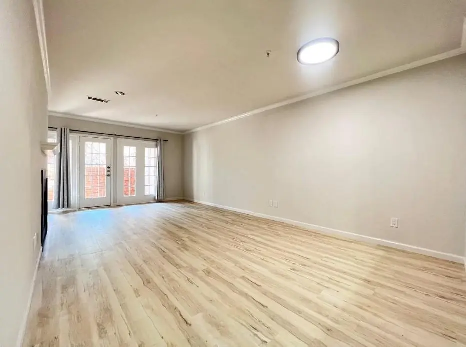 4510 Druid Lane #104, Dallas, TX 75205