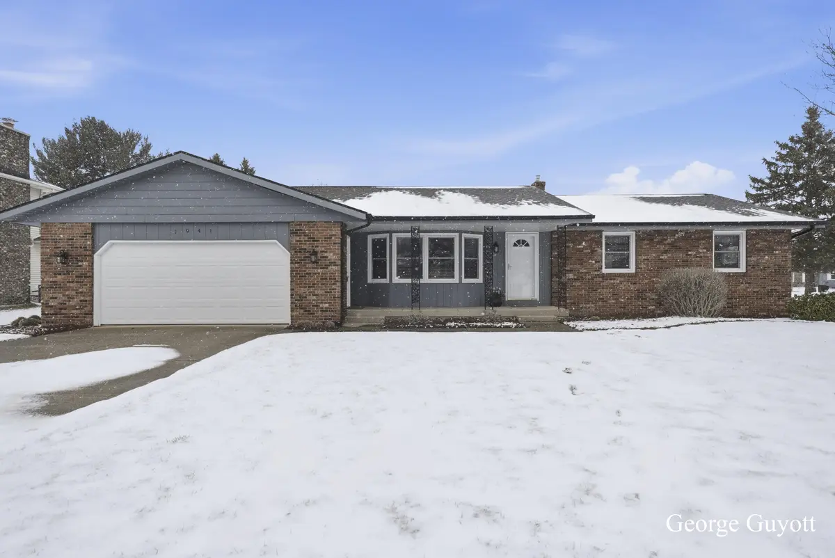 1941 Newcastle DR SW, Georgetown Twp, MI 49428