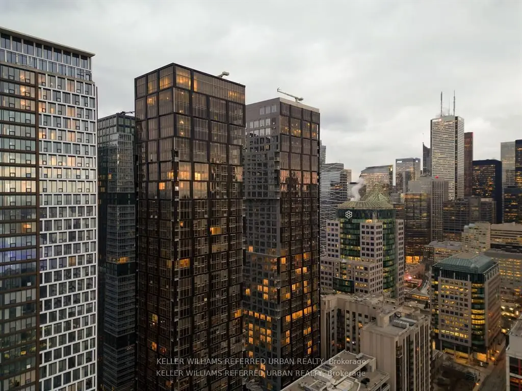 15 Mercer ST #2607, Toronto C01, ON M5V 1H2