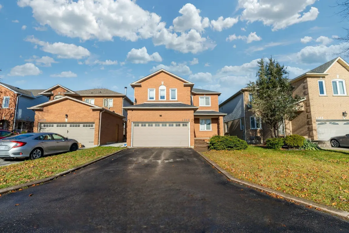 1040 Beaver Valley CRES, Oshawa, ON L1J 8N2
