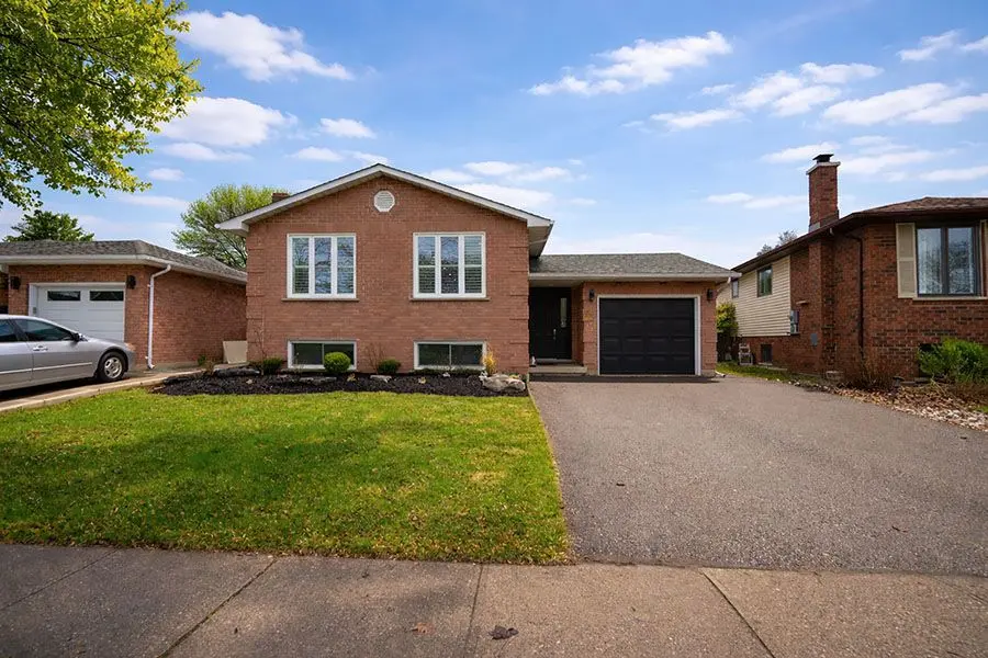 73 Gillin RD, Brantford, ON N3P 1X2